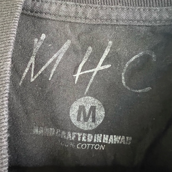 Mile HI Club Black Cutoff Cropped Tee Shirt - Made in Hawaii Size Medium - Picture 2 of 2